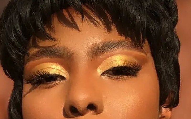 Gold Soft Makeup